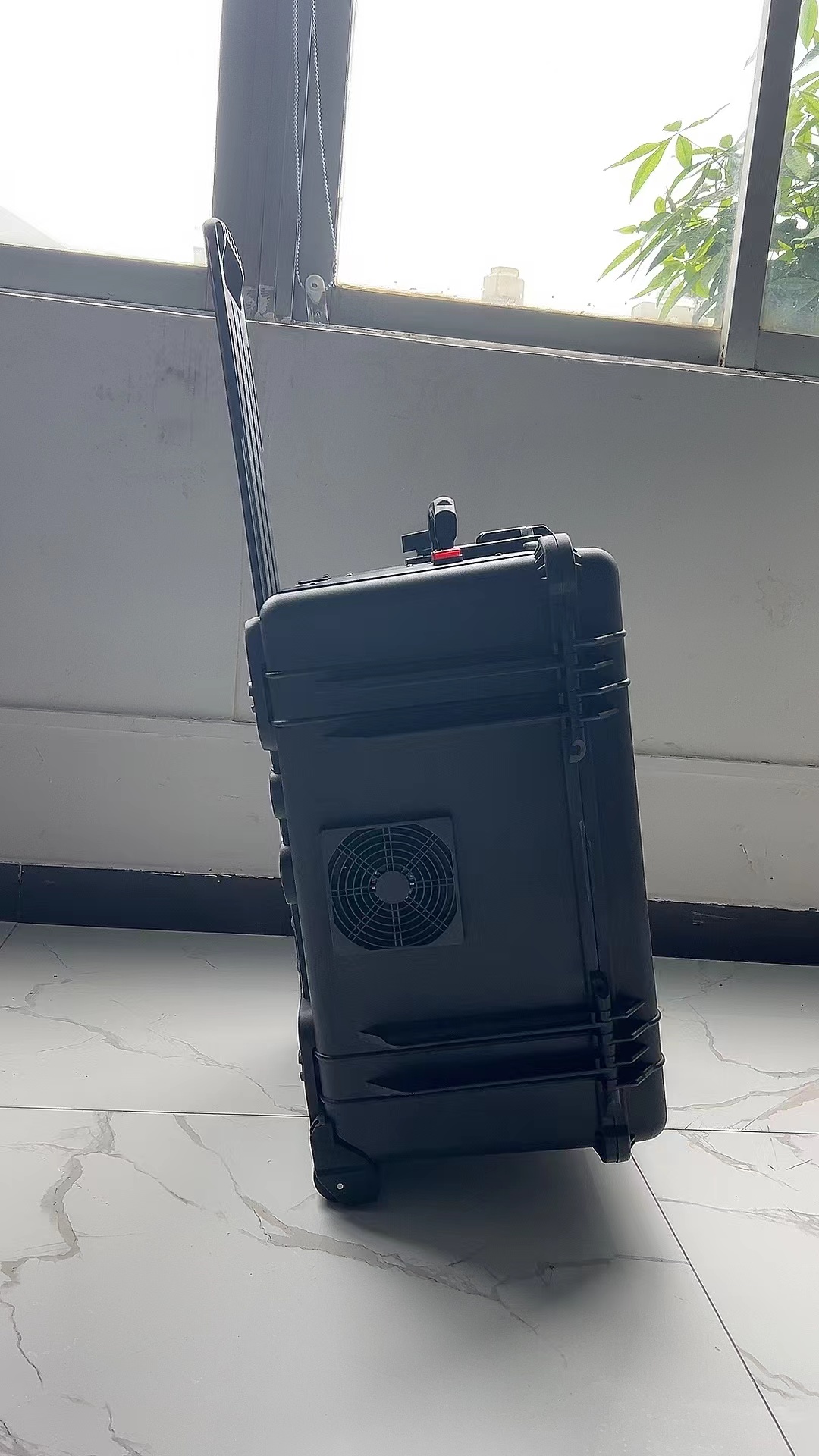 昭苏手拉箱型移动通信干扰器